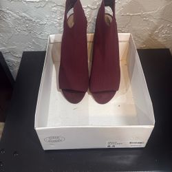 Steve Madden: Nerve Burgundy (Bootie Heel)