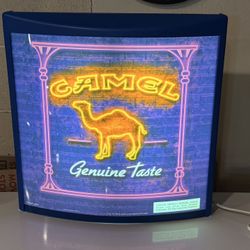 COLLECTIBLE CIGARETTE SIGN