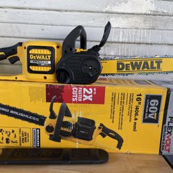 DEWALT 60V MAX 16in. Brushless Battery Powered Chainsaw, Tool Only