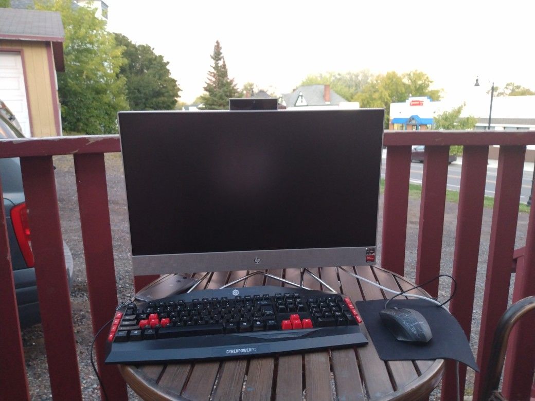 All In One Touch Screen Hp Desktop Computer With 2 Keyboards And A Mouse With Mouse Pad And Gamer Headset