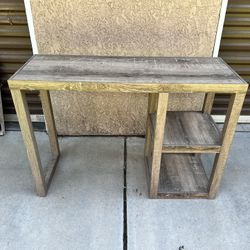 Desk Excellent Condition 