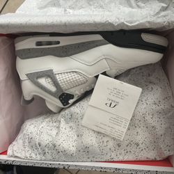 Jordan Retro 4 