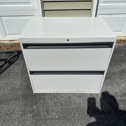 2-Drawer Lateral File Cabinet