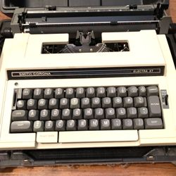 Smith-Corona Electra XT Typewriter 