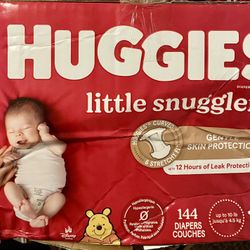 Huggies diapers Newborn 144 Count 