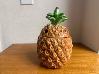 Tiki Hawaiian pineapple cup