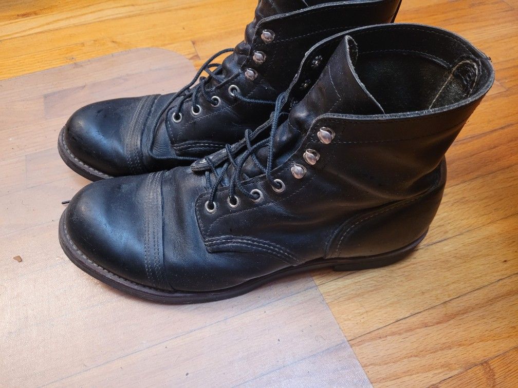 Red wings Boots