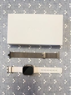Apple Watch Ultra 2 49mm GPS + Cellular + Apple Milanese & Ocean Bands