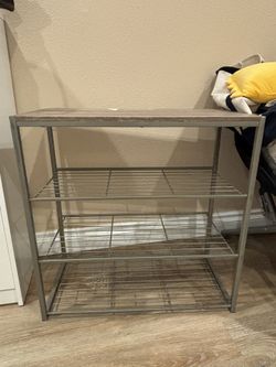 Shoe rack in perfect condition