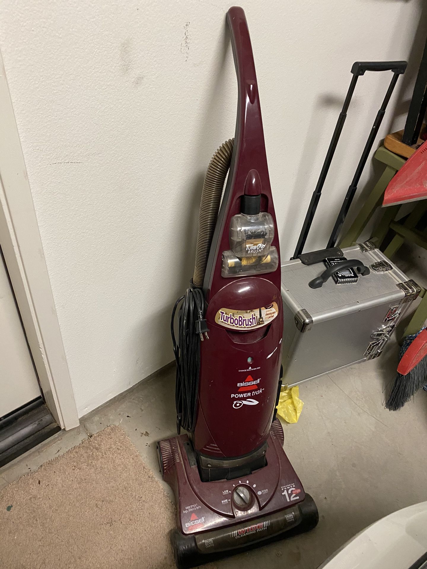 Bissell vacuum $15