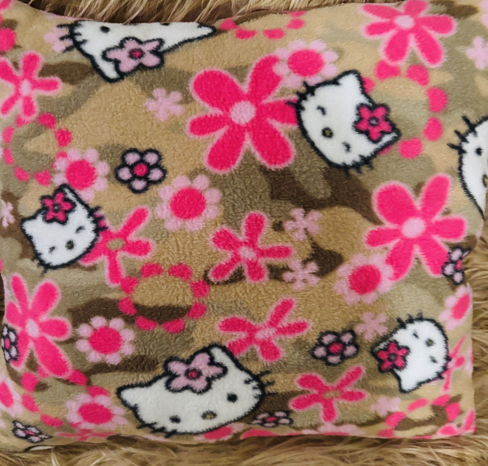 Hello Kitty Soft Fleece Pillow 14”x13”x2”