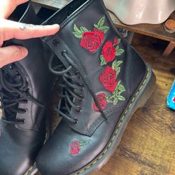 Doc Martens Boots