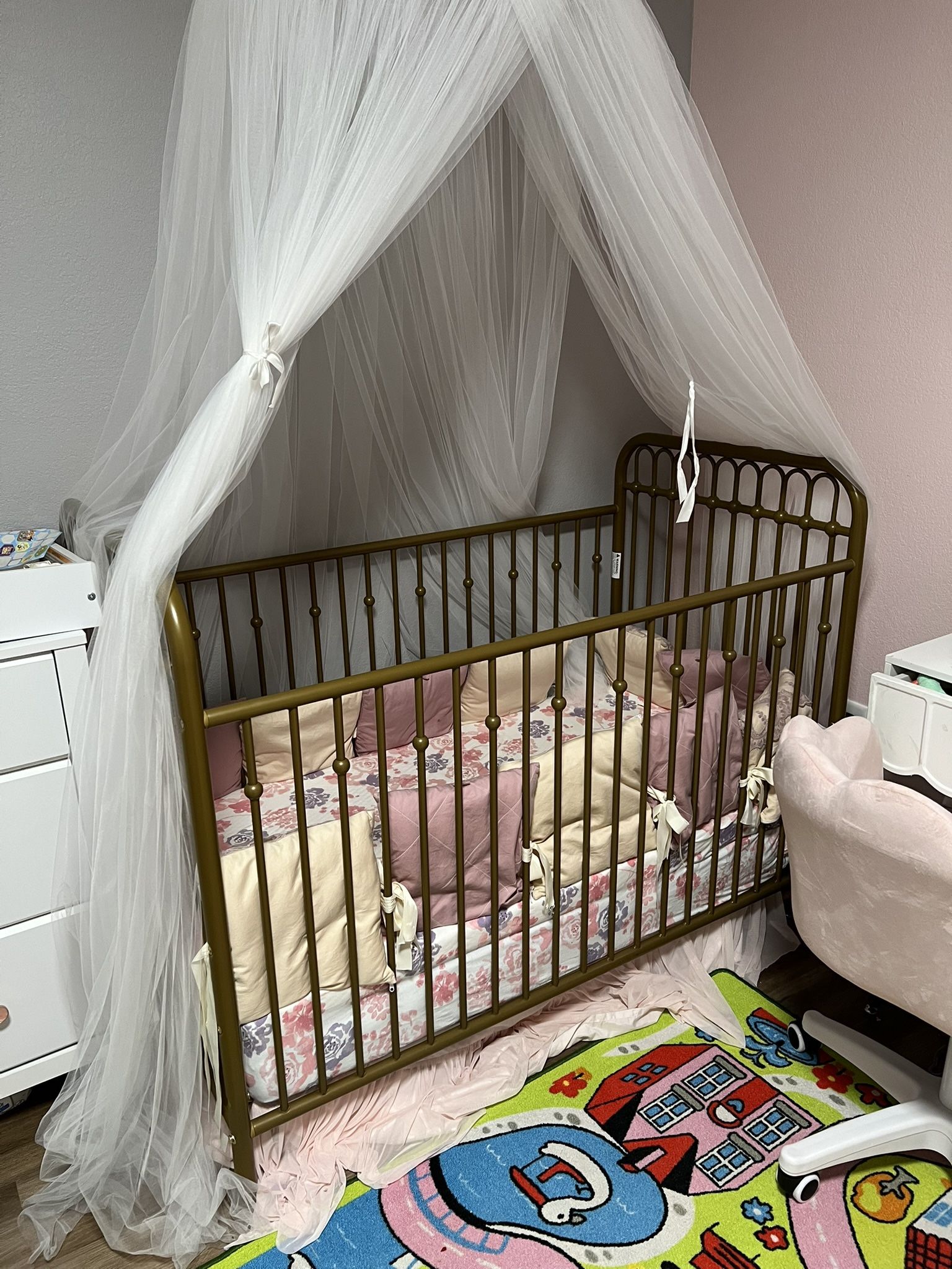 Little Seeds Gold Monarch Hill Ivy Metal Crib W/ mattress And Topper!