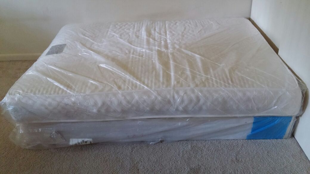 Elegance mattress and box spring, queen size - like new