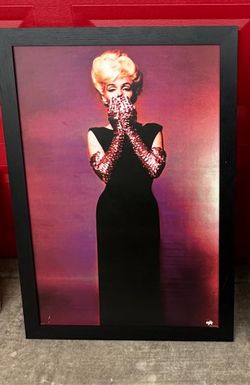 Marilyn  Monroe Pics