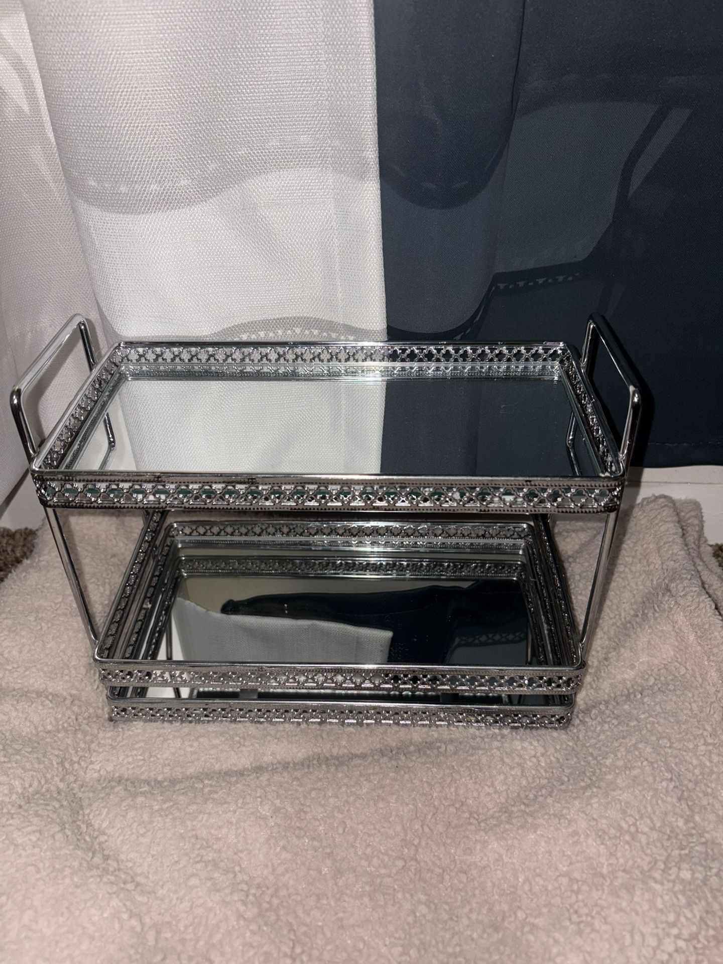 Perfume , Jewelry Or Makeup Stand