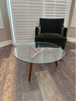 32” round glass coffee table (Article)