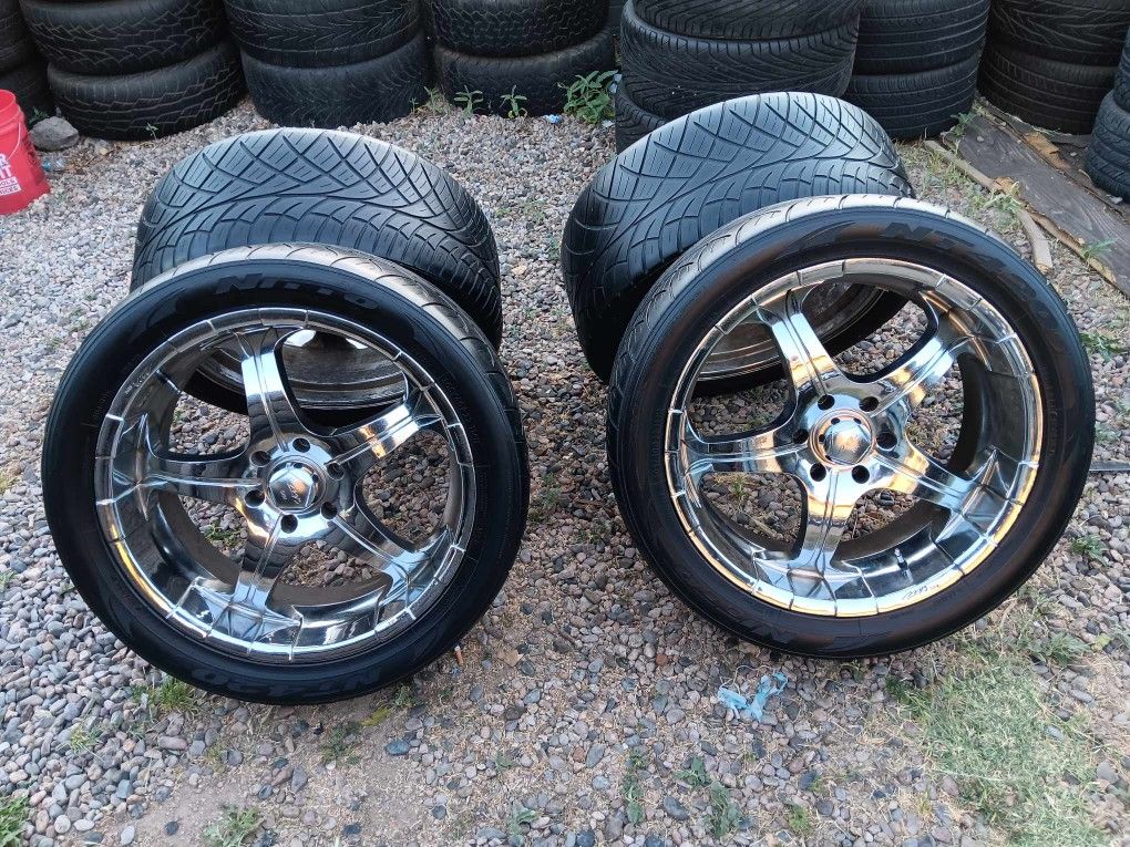 RIMS 305/40R22....6 LUGS FIT CHEVY SILVERADO YUKON TAHOE SUBURBAN NISSAN TITAN DENALLI NISSAN ARMADA