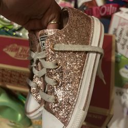 Size 9c Converse $20 