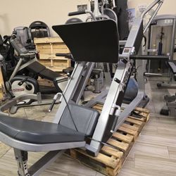 Precor icarian line leg press workout gym equipment exercise fitness weight machine
