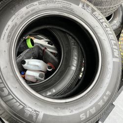 Michelin Tires 255 70 R18 4 Tires