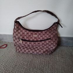 Gucci  Beige/Ebony  GGFabric Pelham Hobo Bag