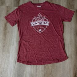GGS LTD Canada EST 1867 True North Ladies T-Shirt Large Vintage Collection