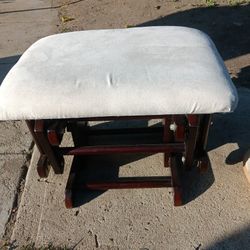 !! Rocking  Chair Foot Stool 