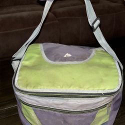 Cooler/ Ice Chest 