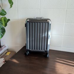 Carry-on Luggage 