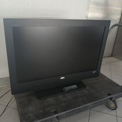 SANYO VIZON HD 50" TV, W/ REMOTE, CAN USE FIRESTICK AND ROKU