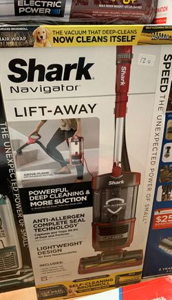 Shark Navigator Lift-Away Vacuum