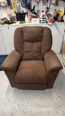 Brown LazyBoy Recliner