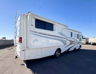 2003 Dolphin Class A Low Miles 