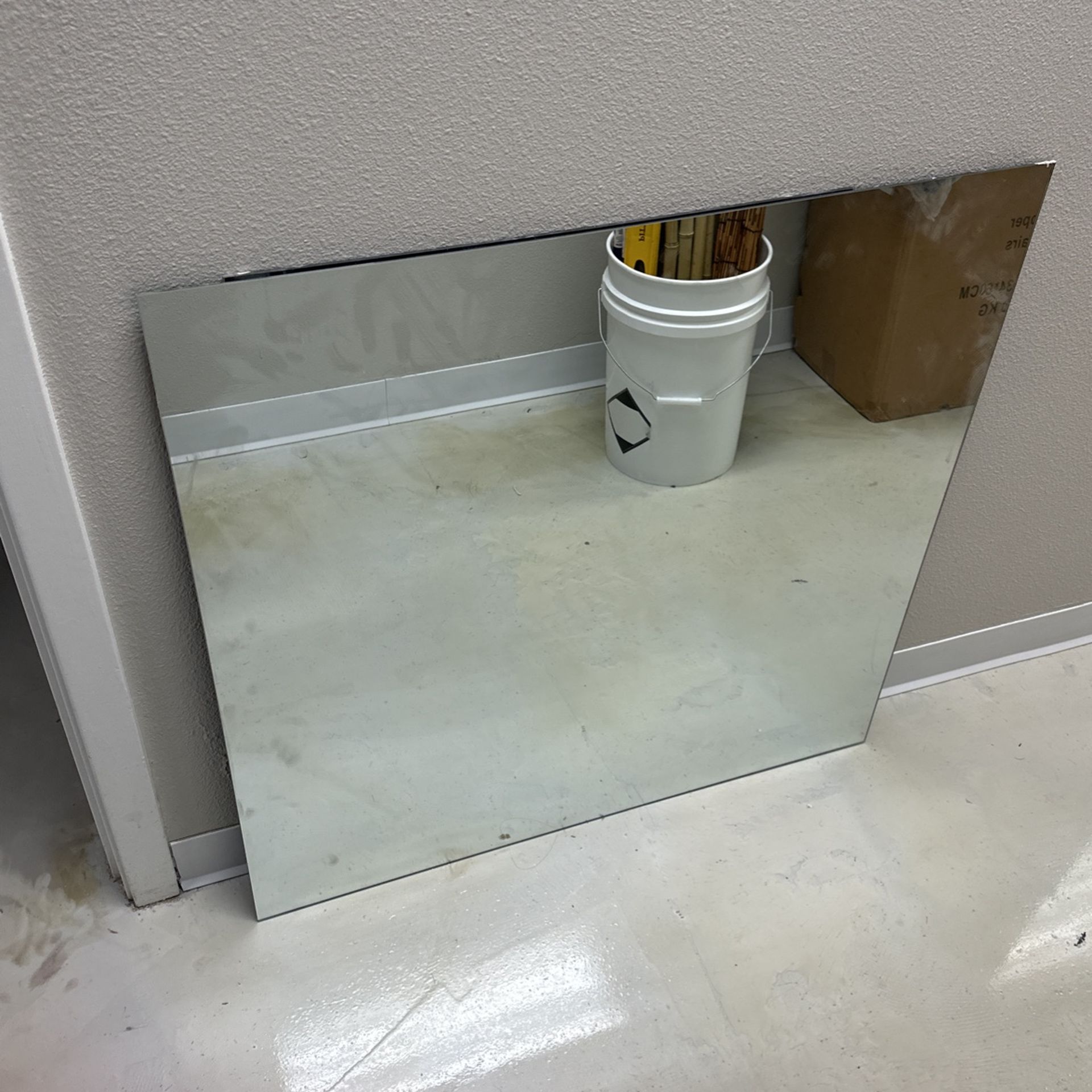 2 Free Mirrors 