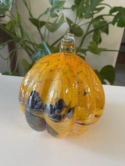Huta Rogi Polish Hand-Blown Art Glass Pumpkin