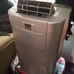 Whynter Elite 12000 BTU Dual Hose Digital Portable Air Conditioner 