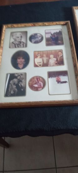 Vintage picture frames check out the sides on them