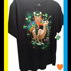 ☘️(New) St. Patrick’s Day “Lucky” T-Shirt (2XL)