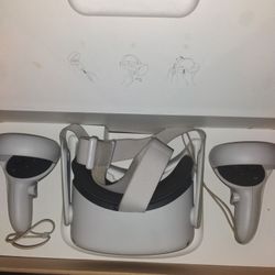 Oculus Quest 2    (Meta Quest 2)