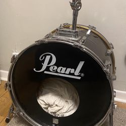 Pearl Bass Drum