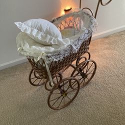 Wicker Carriage 