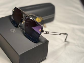 Mayback glasses