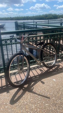 29” Big Flyer SE Bike- send offers