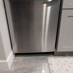 GE Profile Stainless Steel Dishwasher 