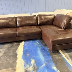 West Elm brown vegan leather sectional /sofa / couch 117x70
