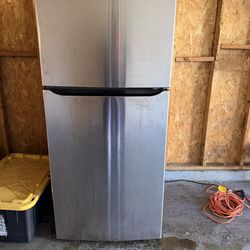LG refrigerator