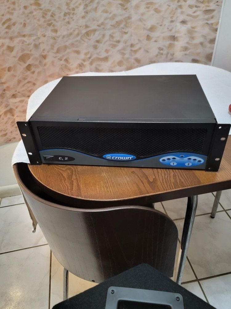 Crown Amp 4 Channel Amplificador