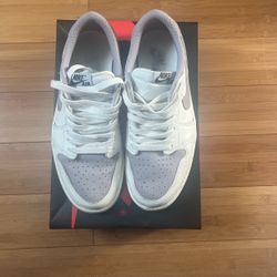 Air Jordan 1 Lows Atmosphere Grey Size 8
