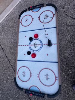 Medium size hockey table